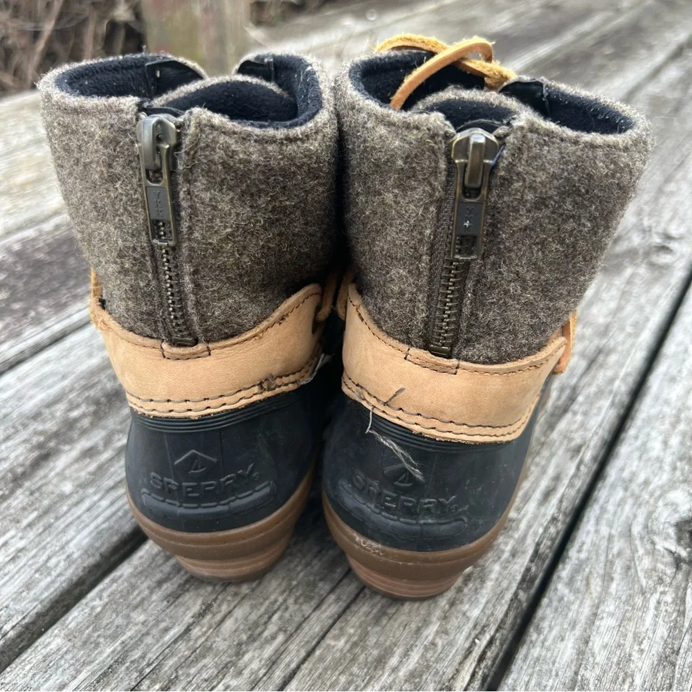 Sperry Quarter Wool Duck Boots